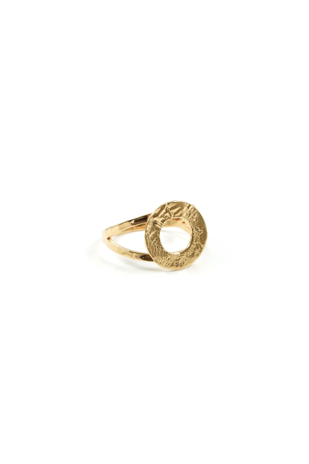 Gold ring with circle