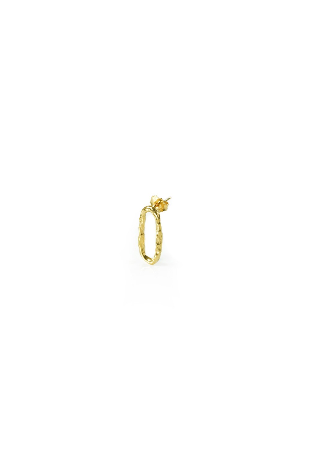 Gold ear ring
