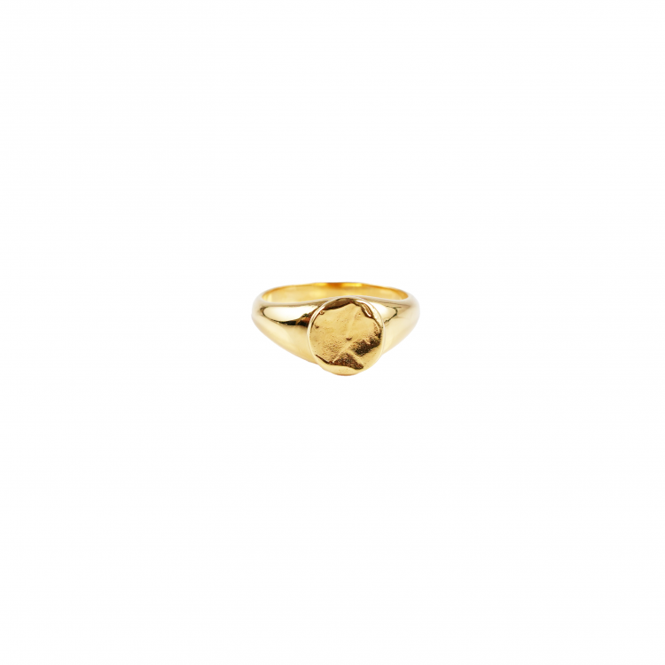 Women’s gold ring